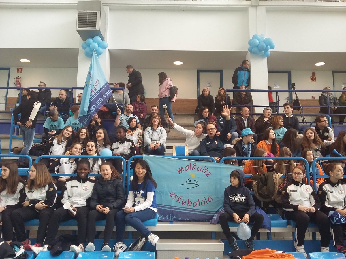 bmmalkaitzeskub's tweet photo. #final4JF
Esa afición!!!
Vamos Malkaitz!!! 💙💙💙 https://t.co/mnBbnbfZ3X
