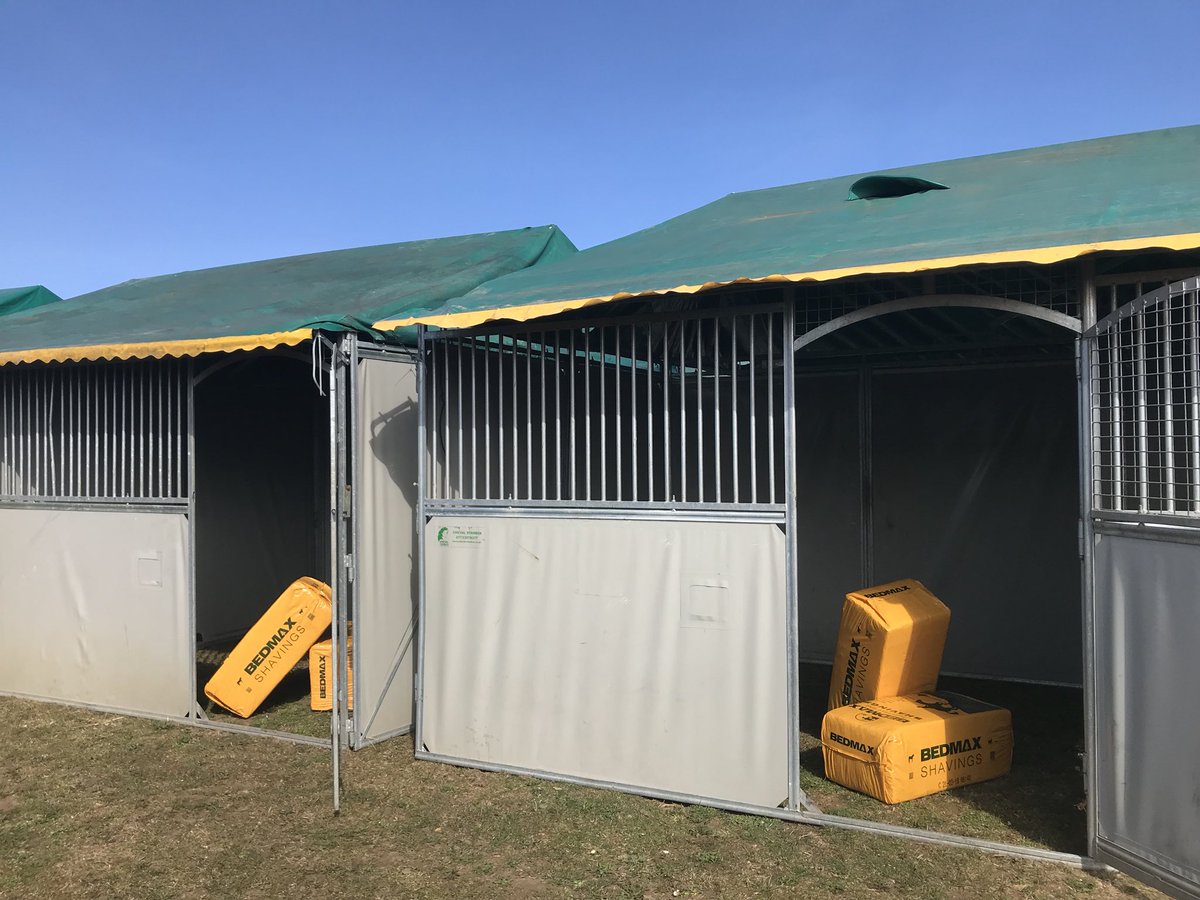 Getting ready for next weeks arrives <a href="/BedmaxShavings/">Bedmax</a> <a href="/BEventing/">British Eventing</a> <a href="/TriStarEventing/">Tri-Star Eventing</a> #TriStar2Tokyo