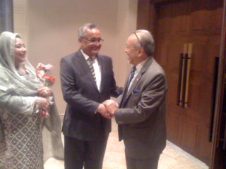drbishnuhnepal's tweet photo. #Track2Diplomacy:23March2018: I personally congratulated #PakAmb to #Nepal HE #MazharJaved+Madam@#Hyat@#PakNationalDay@#KTM@#Himalayas@#UNSG https://t.co/CaduZvBv0x