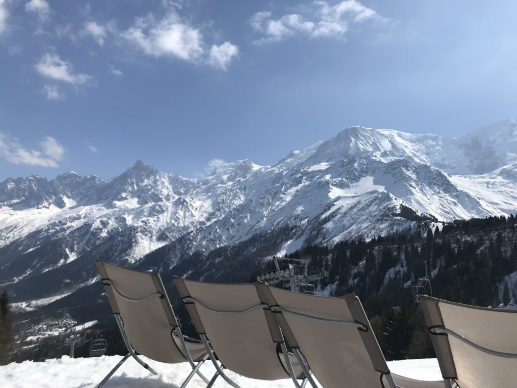 Lottmus's tweet image. 3rd day - 4th mountain range #Chamonix #rupturedACL knee coping but time for a rest #SundayMorning #grateful