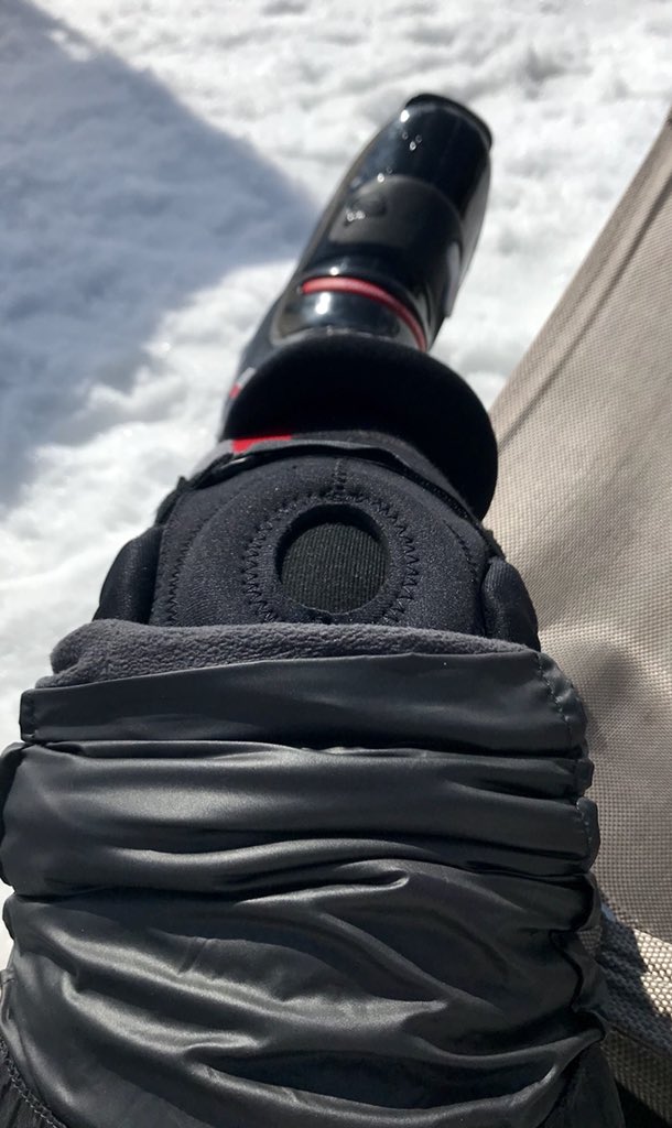 Lottmus's tweet image. 3rd day - 4th mountain range #Chamonix #rupturedACL knee coping but time for a rest #SundayMorning #grateful