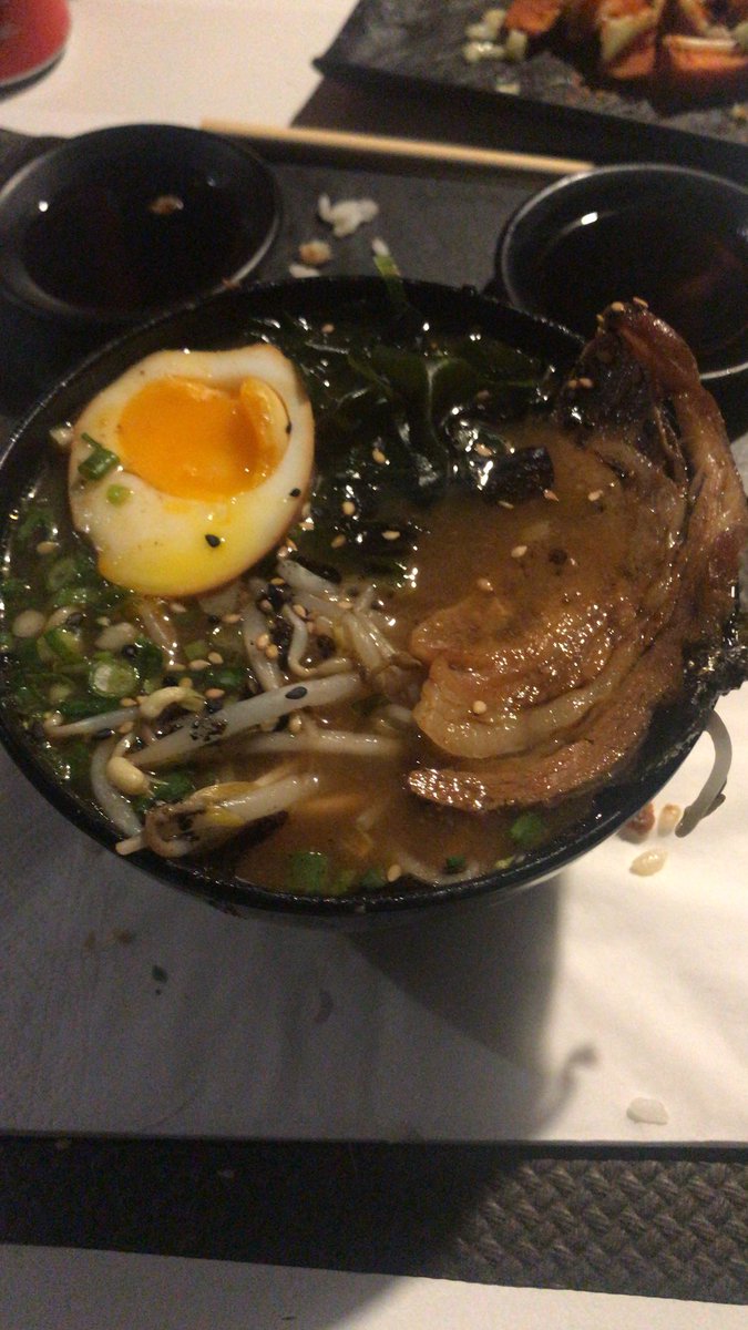 randonfreak's tweet photo. Sin lugar a dudas gran experiencia anoche en @MutenroshiRamen #mutenroshi #mutenroshiramen #dragonball #Food #foodie #meatoutday #like https://t.co/7IeTPO2Boe