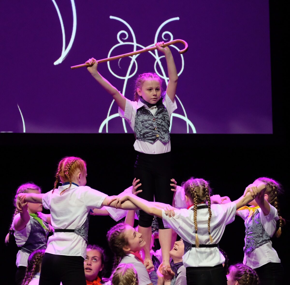 1985mc's tweet photo. #gymfusion cartwheels https://t.co/XHxfDibBJw