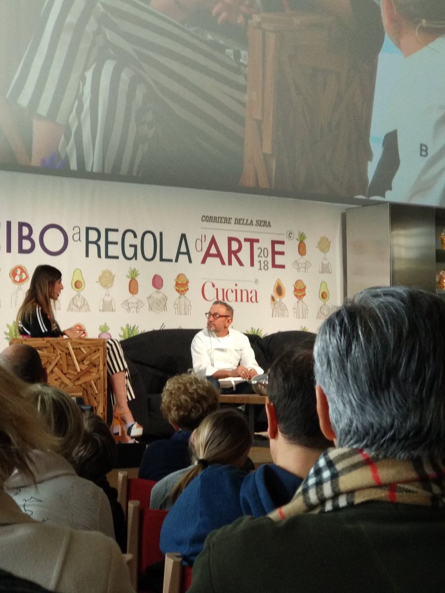 nardalessandra's tweet photo. @CiboRegolaArte con @barbierichef @Ale_Dalmo
"Da domani andremo a fare la spesa con un animo diverso"
#latagliatelladelgiornodopo https://t.co/7RpsKNDNgI