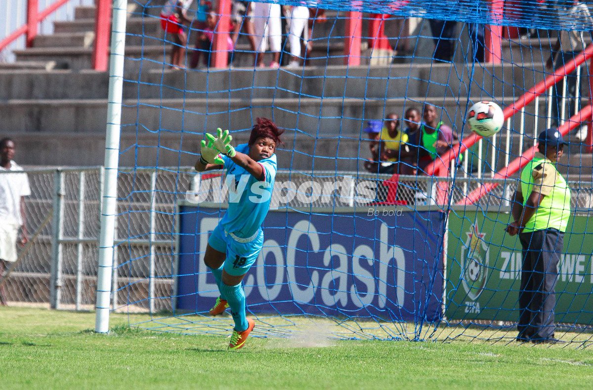 JWsports1's tweet photo. Second half underway...
Harambee Starlets still dictating play in Kitwe but are yet to double their lead.
55' | Zambia 0 Kenya 1.
#TheRematch #InternationalFriendly #ZAMKEN #WePlayStrong https://t.co/eIJLhNDkLf