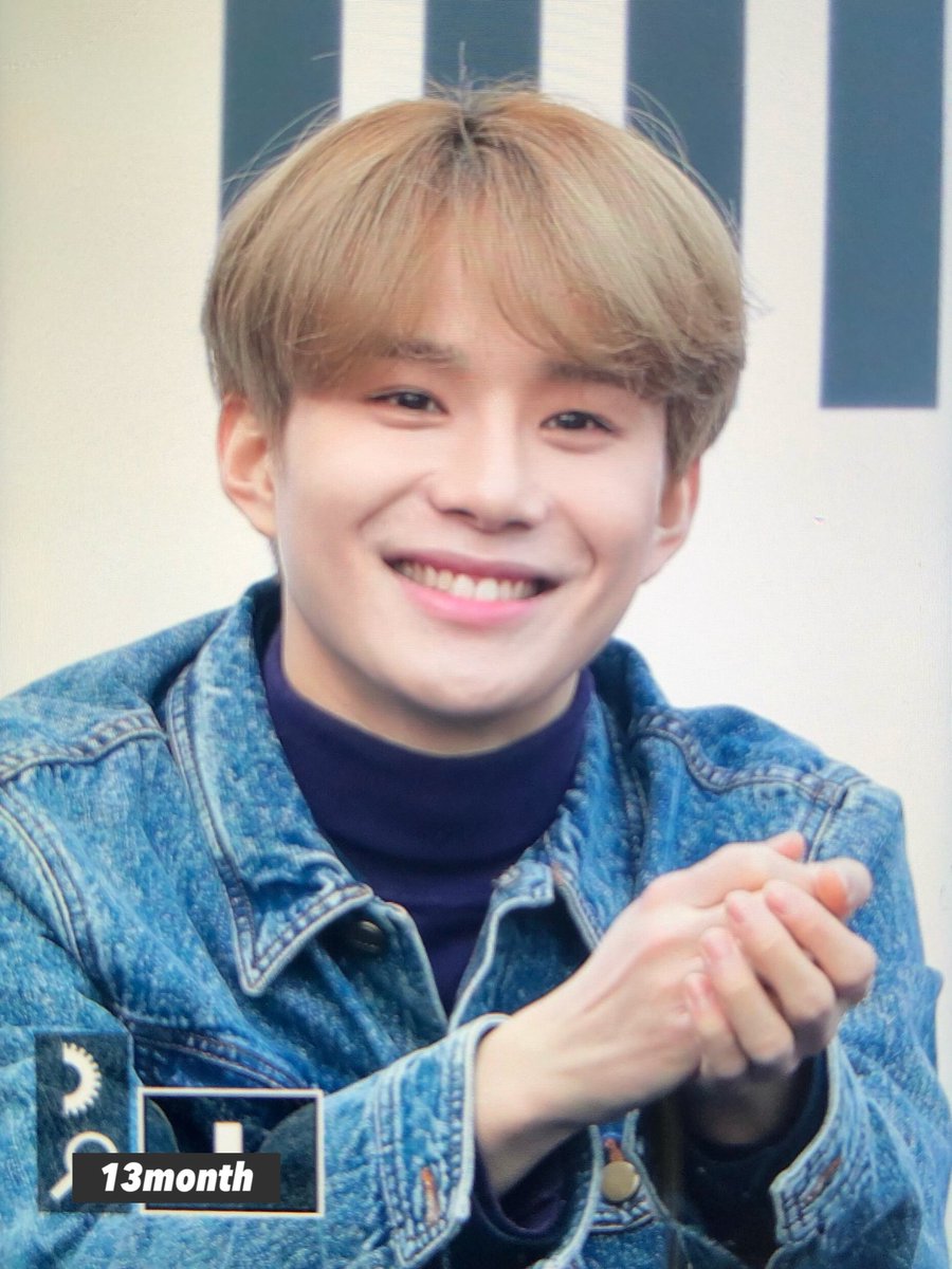 980219_13's tweet photo. 180325 코엑스 팬사인회 🌻
#JUNGWOO #NCT #정우 https://t.co/keEKt6hG7b