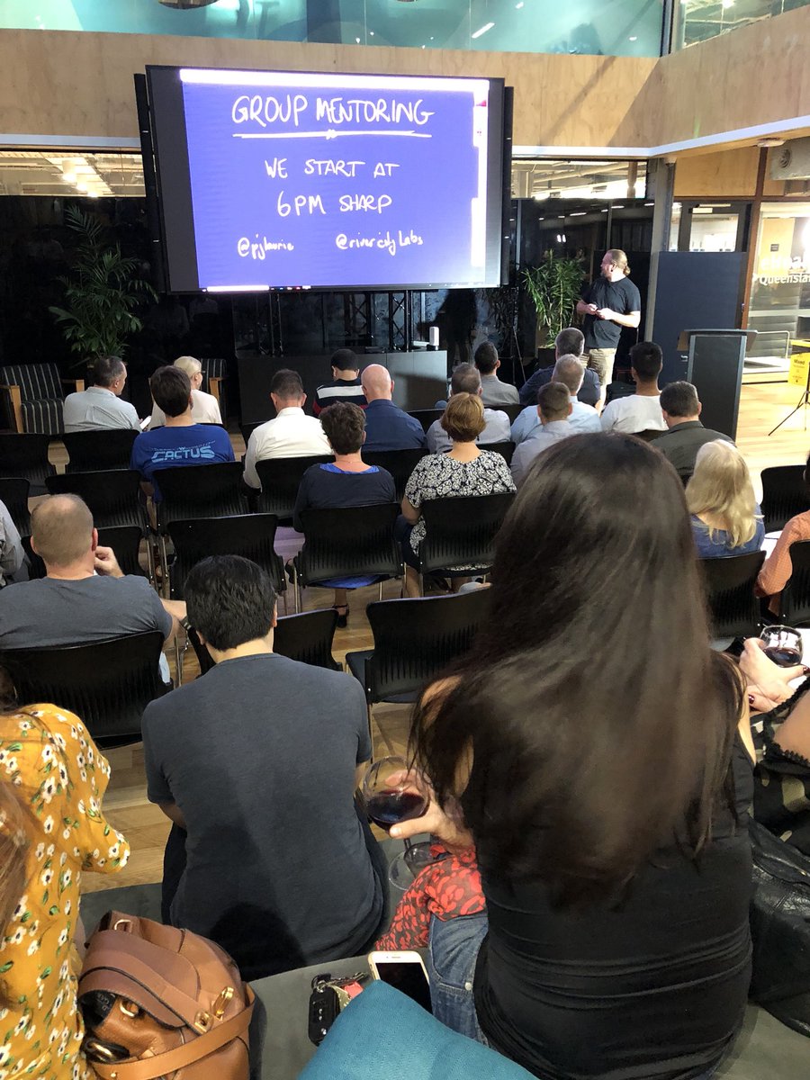 maritacheng's tweet image. Mentoring session with 100+ people.  Just @pjlaurie doing his thang @RiverCityLabs #hotdesq #advanceqld #startupstate