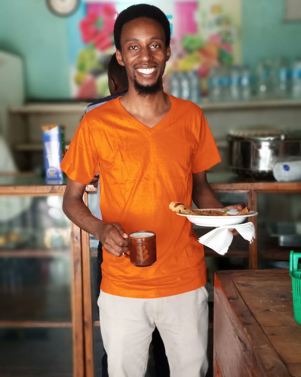 IvixDKioi's tweet photo. After a fantastic day at #TEDxOysterBay, it's time to tour &amp; experience the awesomeness that is Tz.
Started with this kibandaski where we had chapati, potatoes, chai ya rangi, etc.
Awesome country where road users follow traffic laws. 😃
*Taken with an infinix 05 pro. Camera = 👌 https://t.co/PDdroz6HR3