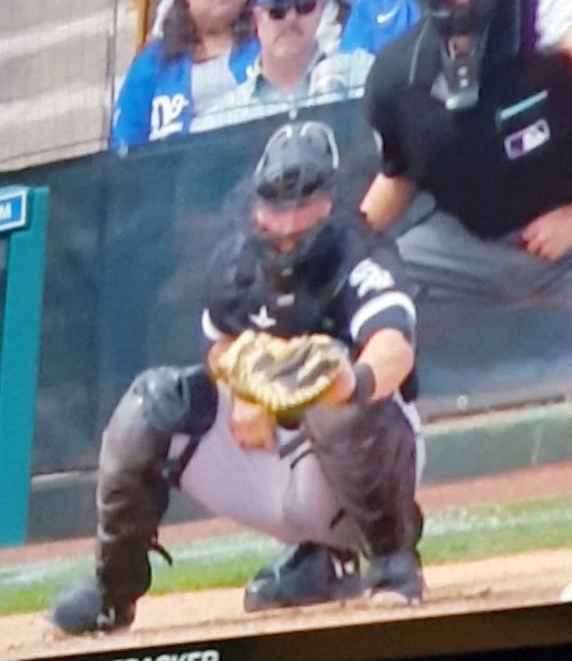 catchblockthrow's tweet photo. Great example of 1 way to PRESENT or receive low pitch just below knee.  Reach w/ THUMB at 6:00 on clock and as absorbing turn thumb to 3:00.  Try to keep back part of glove Flat vs. Turning fingers downward https://t.co/QxDw3sDXxs