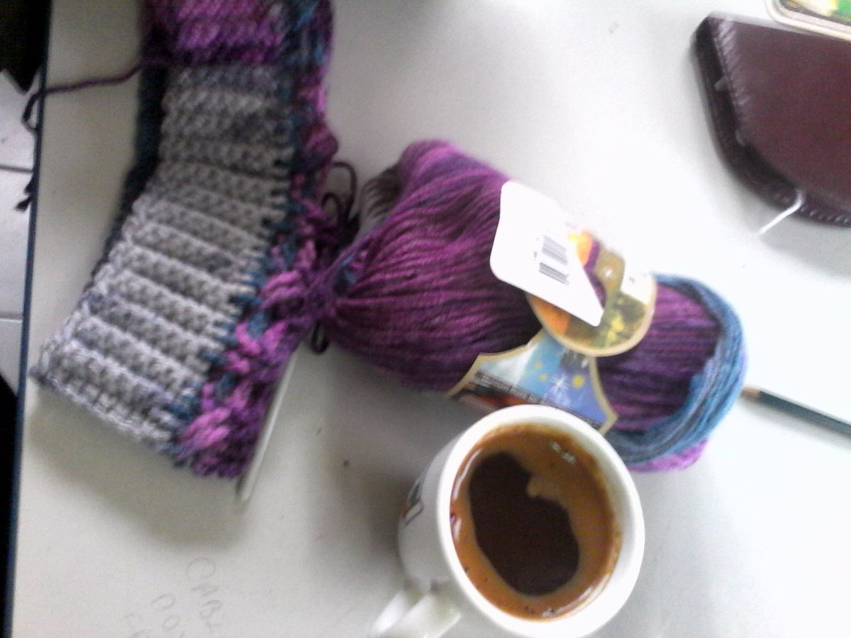 roxannecroche's tweet photo. #cablehat #crochet https://t.co/MxlLXABuOX