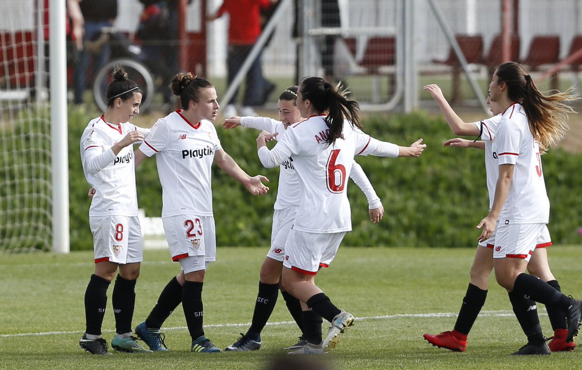SevillaFC_Fem's tweet photo. CRÓNICA | 3-2: El #SevillaFCFemA tira de coraje y corazón para remontar ante el @AthleticClub 

➡️ https://t.co/9LFbCKjS5u

#LigaIberdrola #SevillaFCFem https://t.co/n3kIRDHHbp