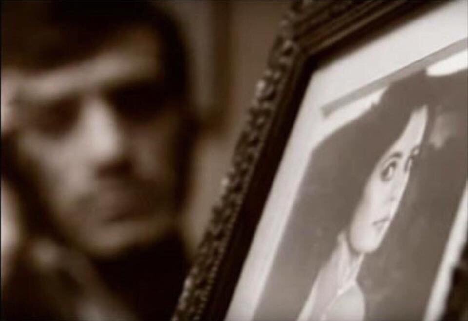 Ama sen beni en derin yerlerimden parçalarken, ben senin mutluluğun için öyle çok çabaladım ki.