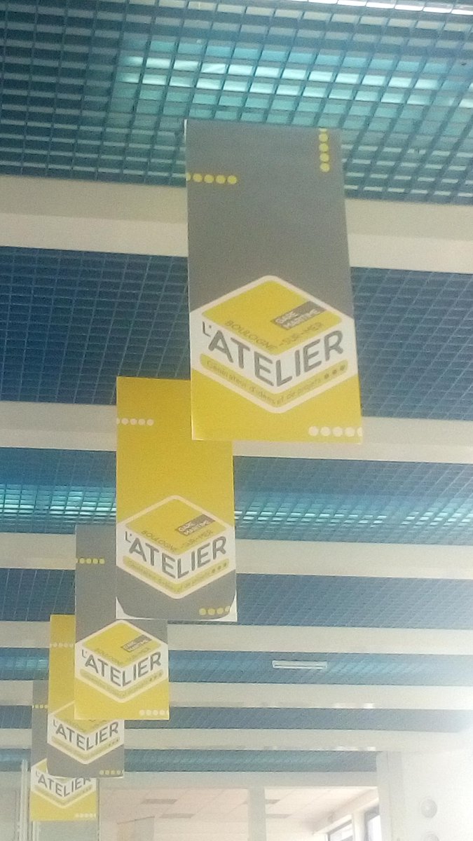 Nous sommes en plein dans la dernière après-midi du Hackathon ! Les équipes sont en pleine  préparation de leur passage à l'oral. On approche tout doucement de la fin de ce week-end d'innovation collaboratif :) #HackMersOceans