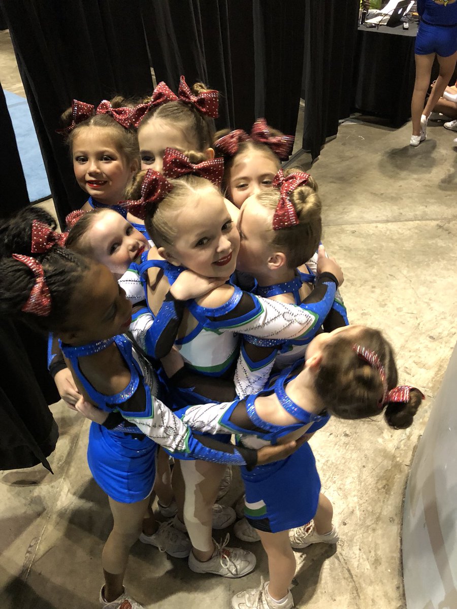 When you HIT your Routine for the Final Time of your Season. We are so proud of our <a href="/Ruby_Rays1/">RUBY RAYS ♥️</a> #okayRubyRays 🤙🏻❤️