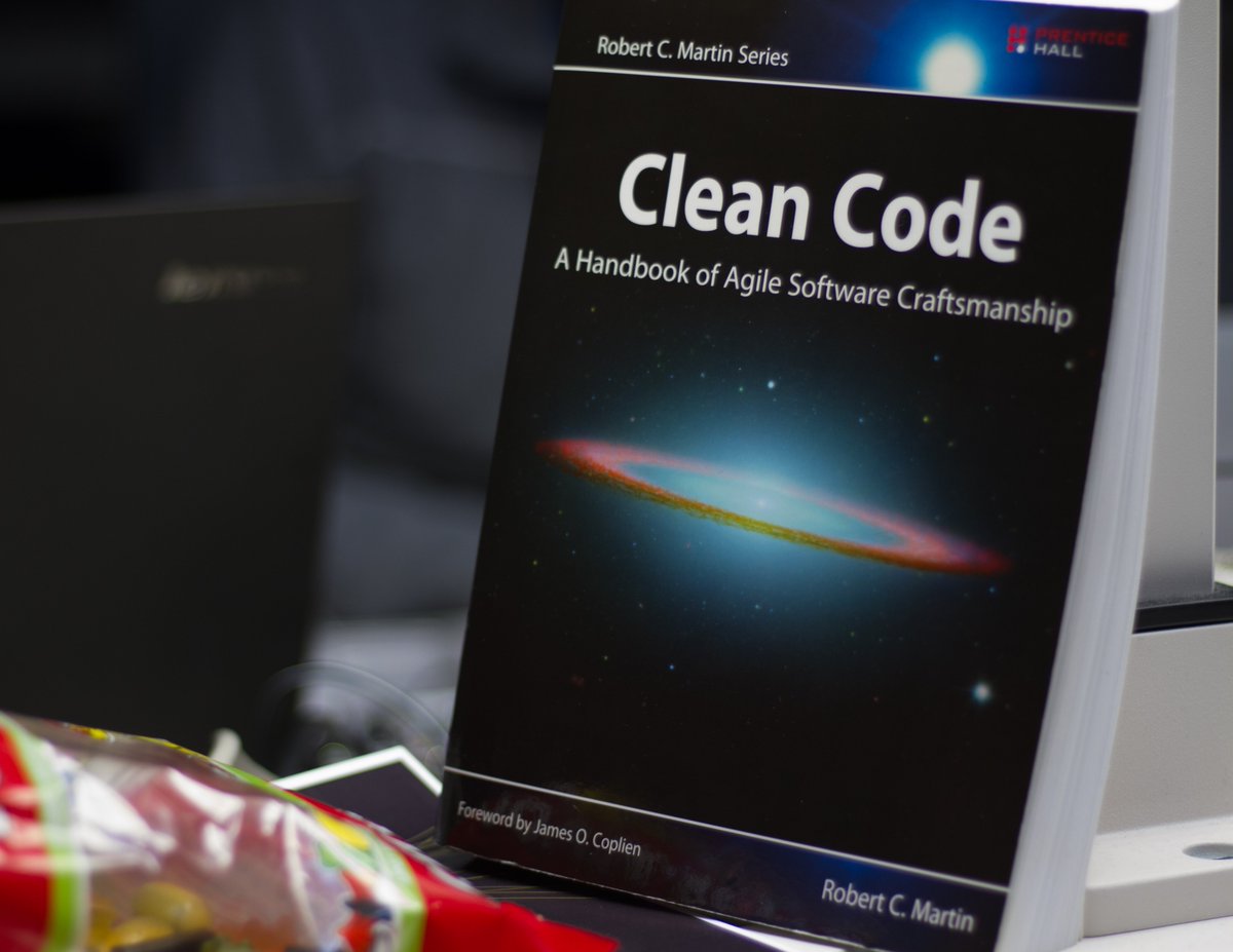 hackundsoehne's tweet image. Not sure if meant serious or sarcastic ....

#rethinkhackathon