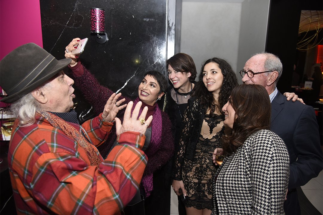 visagedumaroc's tweet photo. Ce fut une belle soirée ! L'exposition dédiée à @ImanOubou ambassadrice #VisageDuMaroc en images. Un événement organisé dans le cadre du symposium "Femme et médias" #VMTalk @2MInteractive @Radio2M #CAC #Audi @LeMediaMaroc https://t.co/r2kmq4bsKj