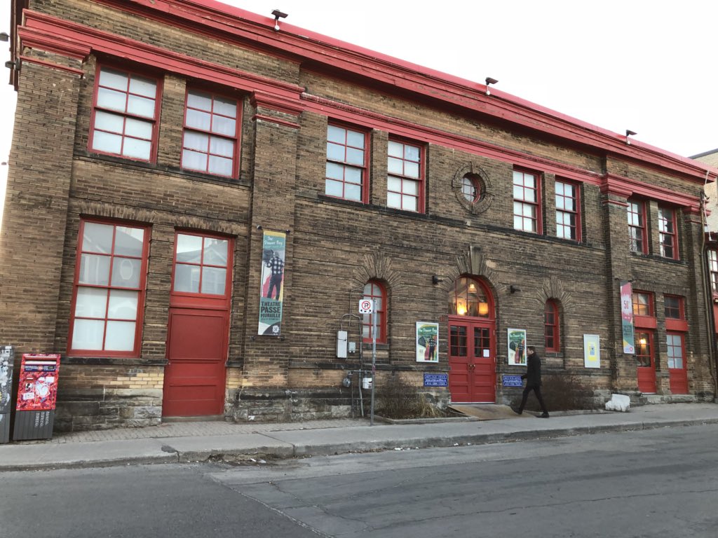 We took time out last night to go see ‘The Drawer Boy’ at <a href="/beyondwallsTPM/">Theatre Passe Muraille</a> - lovely little theatre and fantastic show!