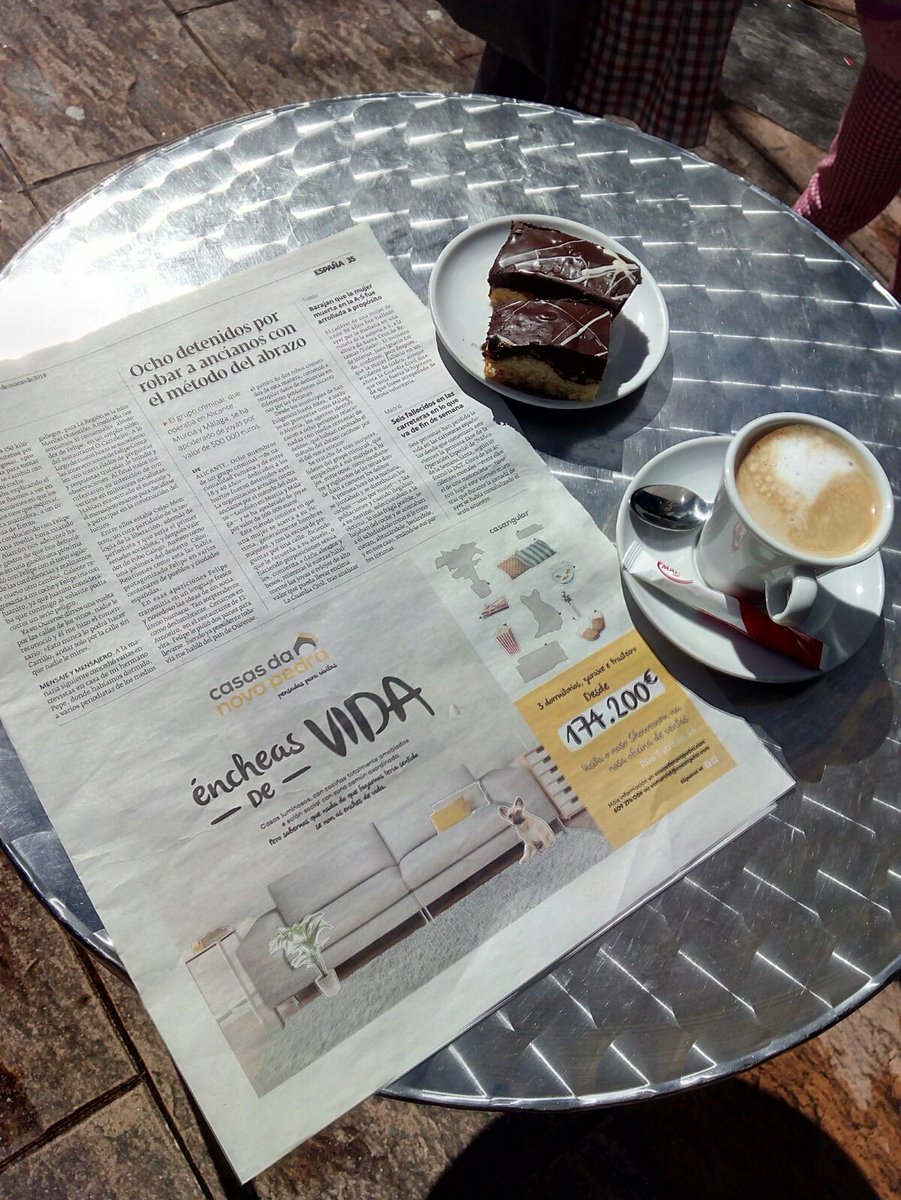 Que ben senta este café relaxado de domingo, lendo a prensa sen présa...
E ver que saímos no #DiarioDePontevedra!
Así da gusto!😉
#CasasParaUnhaVidaFeliz
casasdanovapedra.com