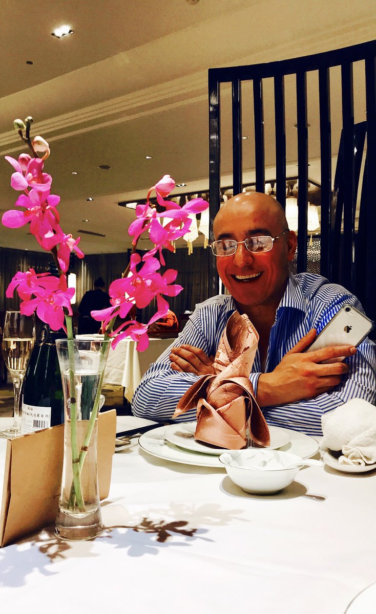 #Eminence 狗肉 🙂🙂