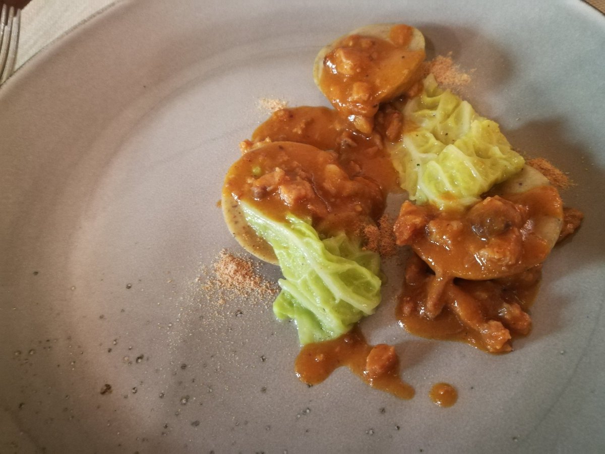 LaConsiglieria's tweet photo. .@ilgastronauta -
#bottoni #GranoSaraceno ripeni di #verza e #maiale #Ristorante #XVISECOLO
#chef #SimoneBreda @guideMichelinFR #Pudiano #Brescia
@anboemo @SandraLoSasso @Barbaga3Gaetano @paoloigna1 @PARTICOLAREdS @MissMessyLug @attanasio_g @GdB_it @IlMattinoFoggia https://t.co/cUB89EC0Zv