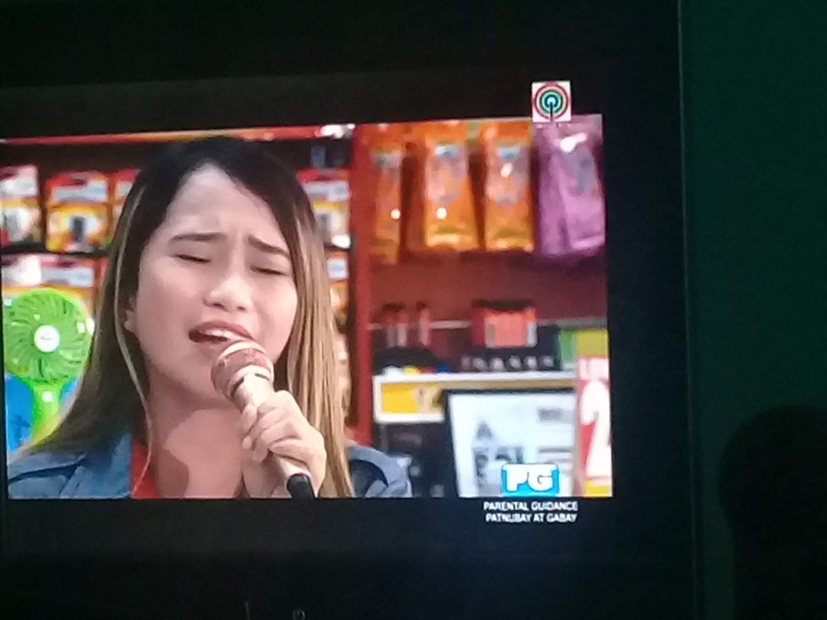 Magandyosaaa's tweet photo. Thank you RATED K for featuring my idol. @RGabreza18 https://t.co/trgf33VbGJ