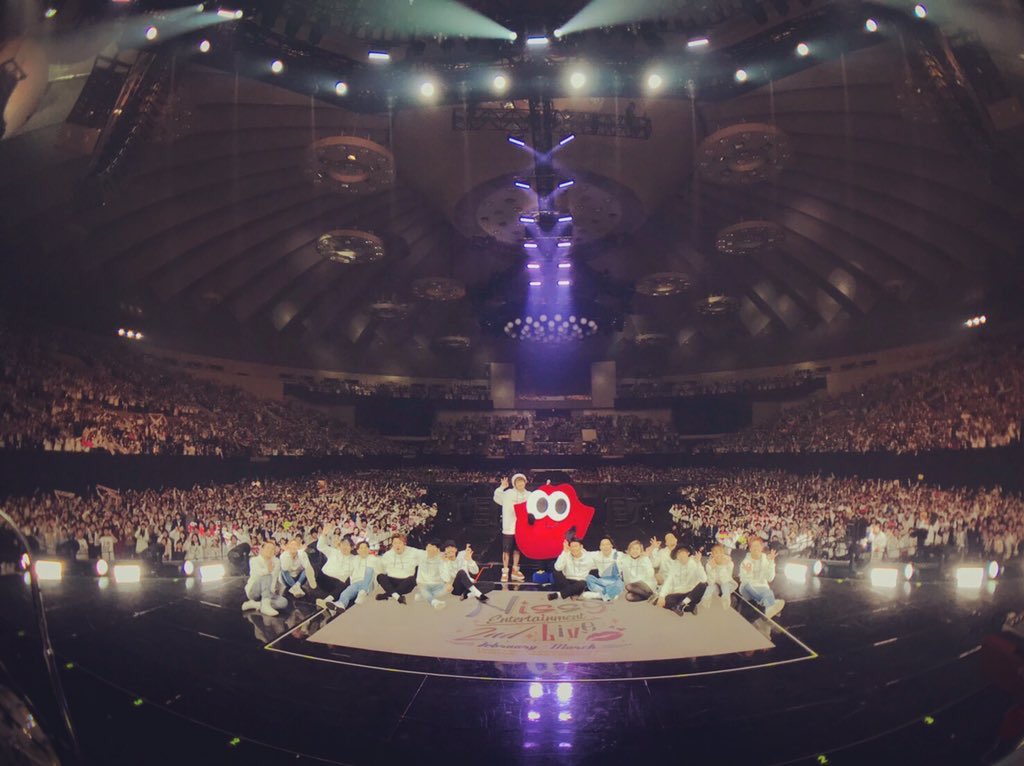AAAtomoya0927's tweet photo. まだ東京ドーム残ってるけど
 #NissyEntertainment2ndLIVE 
アリーナツアー完走おめでとう🎉
このLIVEで沢山の人が魔法にかかって
『笑顔になり』『勇気をもらい』
『感動を覚え』『Nissyを更に好きに』なったんじゃないかなって思う

#西島隆弘 #Nissy #感謝 https://t.co/37qF69QkOU