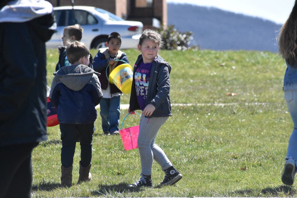 AB_1871's tweet photo. Phi Kappa Delta hosts the first annual Easter Egg hunt for the Barbour County community!
#BecomeABattler βοΈπ° https://t.co/TlMlBqigHV