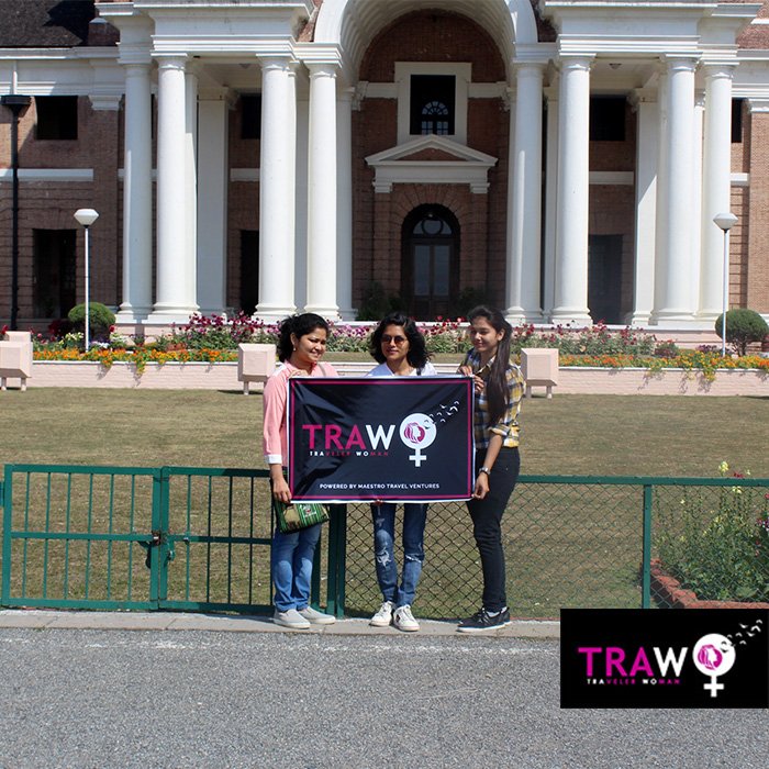 Trawoindia's tweet photo. Presenting Trawo's Dehradun girls gang! 😎
Successful first trip! 😁

#Trawo #TrawoIndia #TravelwithTrawo #Uttarakhand #India #Dehradun #Startup #TravelStartup #Women #WomenTravel #FirstTour #Uttarakhandtourism #Onedaytrip https://t.co/t36p0P0HfI
