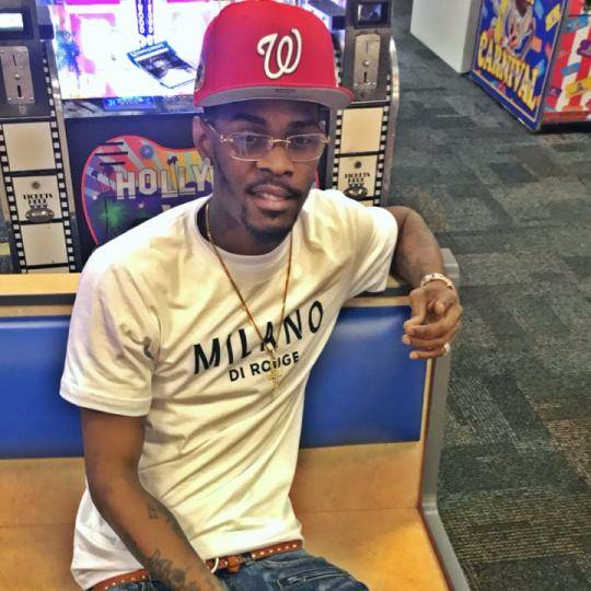 miss_arah1187's tweet image. 🙌 YASSS It's time for a great show Sm🦍veYungOgHBC:#FeatureMe #StayAc
liveme.com/share/index_li…