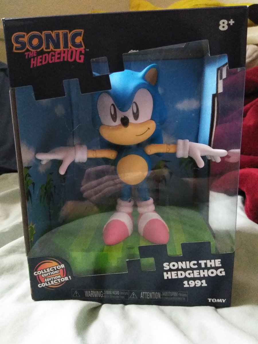 tomy sonic the hedgehog ultimate figure