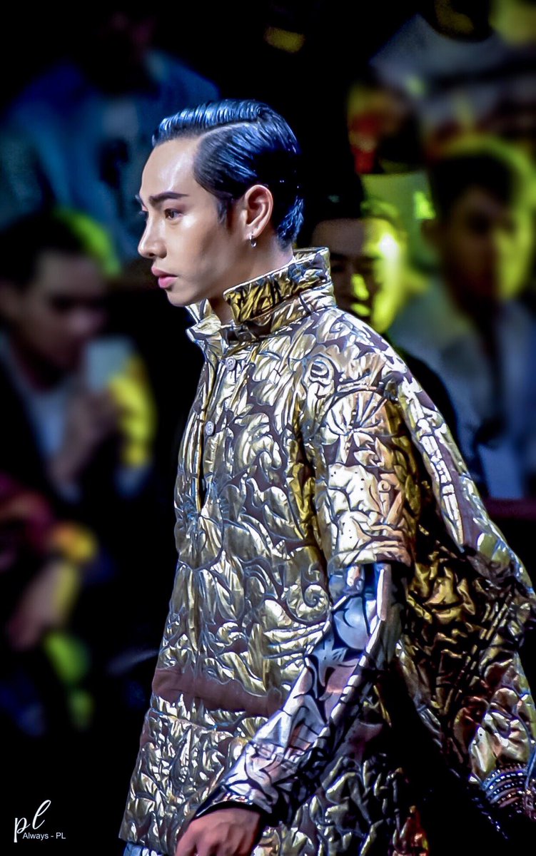 iamusanee's tweet photo. คุณพี่😳
 #เป๊กผลิตโชค #PeckPalitchoke #palitgallery #AlwaysPL #นี่แหละความรักThisisLove  #NAGARA2018xPALIT https://t.co/cdAHmV7nso