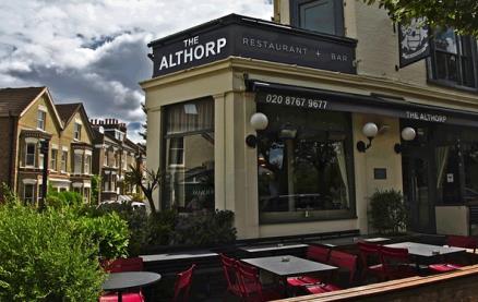 SambrooksBrew's tweet photo. It's gonna be a #wetwednesday @TheAlthorp #Wandsworth @jimjambeereyman is there 5-8pm overflowing with FREE beery tasters :-) #regularsnight https://t.co/ZKeQ0LFTkZ