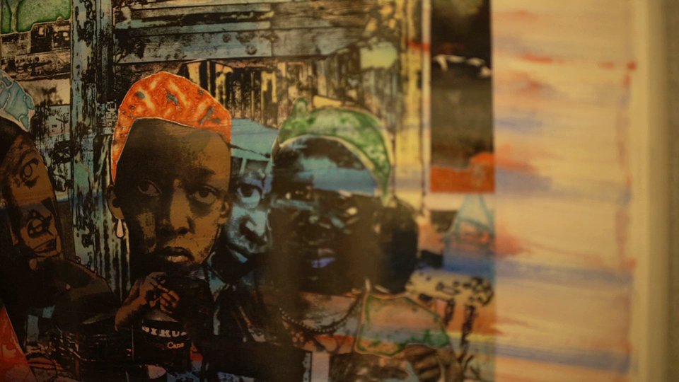 Straks in #Kunstuur deel 2 van de documentaire ‘Black is the colour', waarin wordt stilgestaan bij de ontluisterende geschiedenis van zwarte kunstenaars en de opkomst van een nieuwe en meer zichtbare generatie. Om 17:35 uur op <a href="/NPO2/">NPO 2</a>.