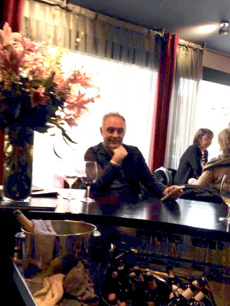 Vaya, vaya, vaya, hoy de repente ha entrado <a href="/ferranadria/">Ferran Adrià</a> por la puerta y casi nos da una alferecía o soponcio, pero lo cierto es que no se puede ser más encantador, gracias por la visita Ferrán!!!!