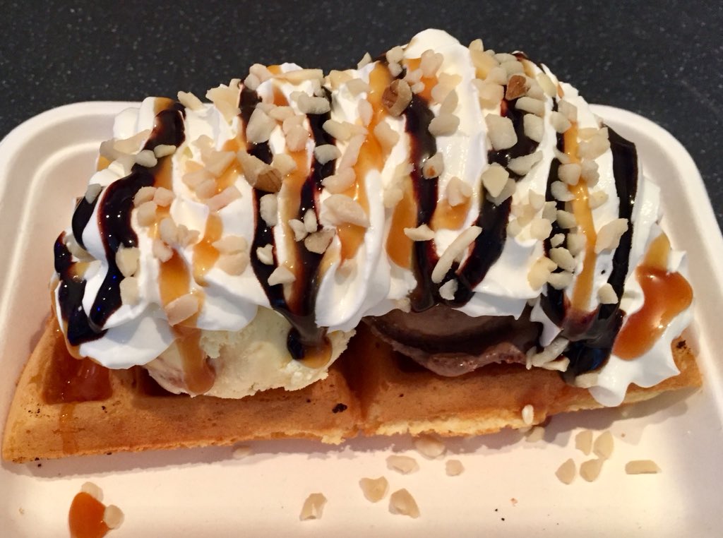 MarshfieldIces's tweet photo. Happy international #WaffleDay Itโs waffley nice with a scoop or two of our ice cream #whippedcream #choppednuts #hotchocsauce https://t.co/6eQXRsEHGr
