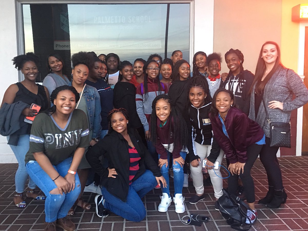 FMSDanceSC's tweet photo. FMS dancers attend the South Carolina Dance Festival in Greenville! https://t.co/FoPmmclfiq