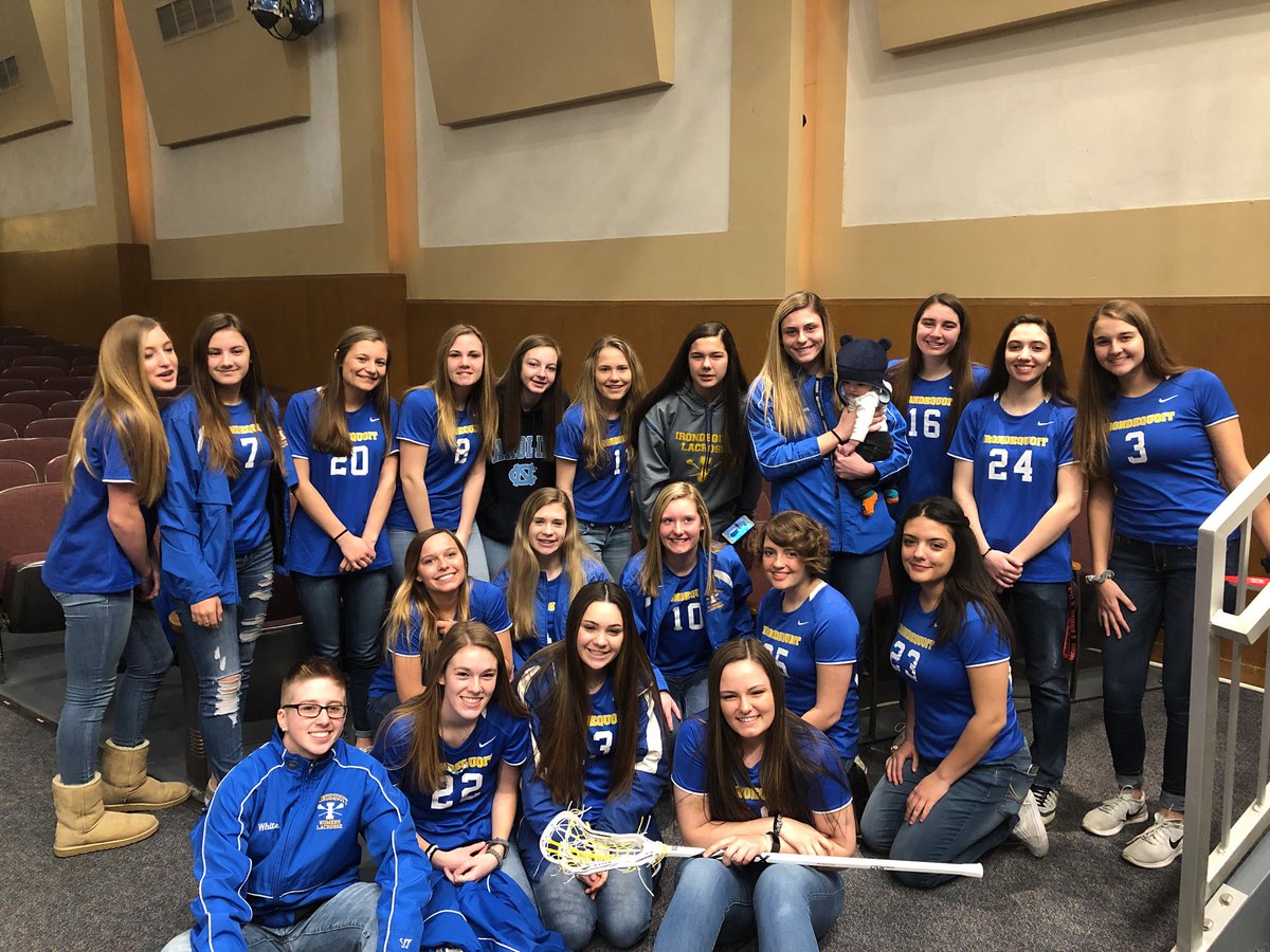 IHSWMNSLAX's tweet photo. Spring Fling 2018 https://t.co/GyV1wA4bnI