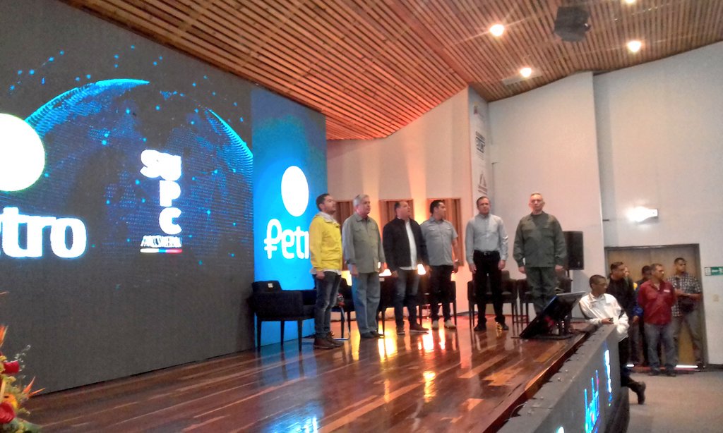 wcastroPSUV's tweet photo. #25Mar | Desde el Centro Nacional de Estudios Avanzados, junto al Ministro @hugbelpsuv nos encontramos en el 1er. Congreso Nacional de Estudiantes Universitarios "El Petro y la Economía Digital" @NicolasMaduro https://t.co/jX8ys3M8vD