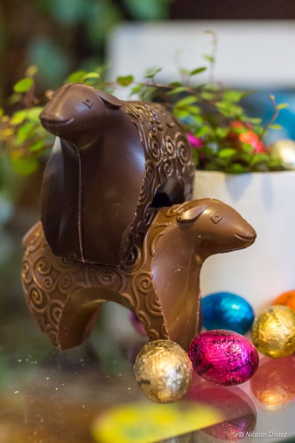 MelleBonPlan's tweet photo. Avis à tous les gourmands et les amateurs de #chocolat ma sélection chocolatés pour #Paques 2018 est en ligne :p
Bon dimanche à tous ;)
#lecomptoirdeMathilde #Milka #Réautéchocolat #michelcluizel #puyricard
https://t.co/0ZAf2Y3J3U https://t.co/6yCEvmtJq2