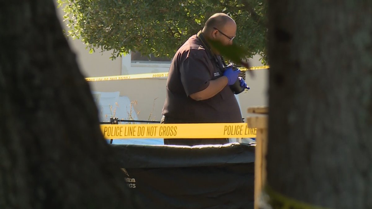 Police investigate double-murder suicide in Delray Beach bit.ly/2GrP2R0 https://t.co/YsZxzWxXov