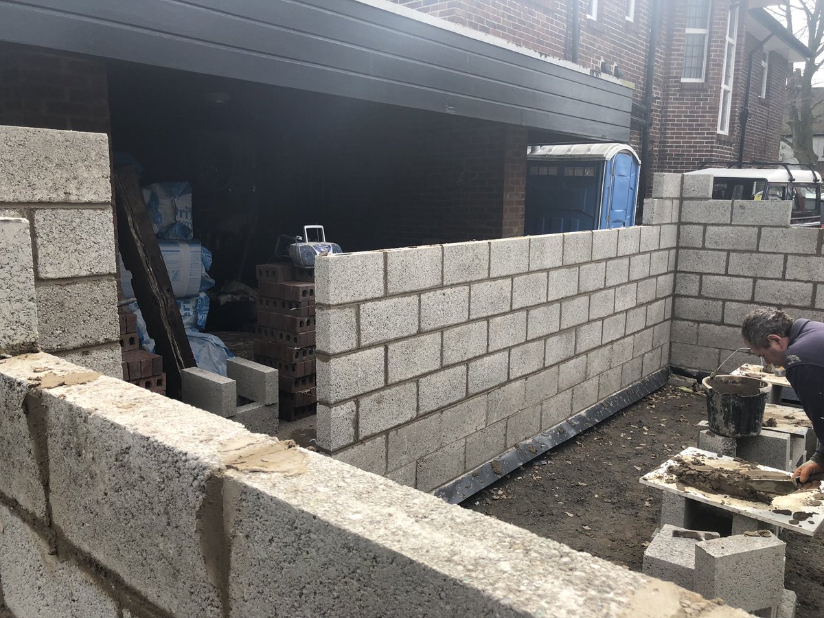 mickybricky1's tweet photo. Flying along beautifully at one of our latest projects in Sheffield #atsocialbiz #sheffieldissuper #sheffieldbizhour #sheffieldbuilder #builder #Quality https://t.co/jTrpaUhqGk