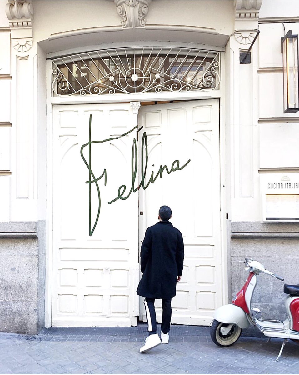 FellinaMadrid's tweet photo. Repost @lookin_food 
・・・
👋🏻 Este año, con vuestro permiso, queremos abrir las puertas de más y más restaurantes.
•
@fellinamadrid
•
•
•
#holamadrid #fellina #fellinamadrid #restaurantes #restaurantesmadrid #madrid #dondecomerenmadrid #grupolecoco #igersmadrid https://t.co/EC98cEkY9j