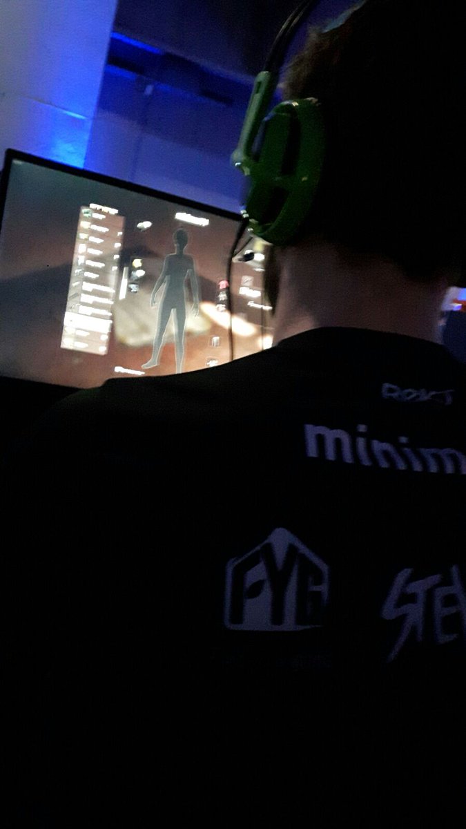 Esports Festival was fun, finally got to meet some of the <a href="/theAllianceGG/">Alliance</a> PUBG boys IRL :D 👏