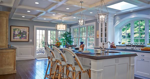 Thinking_Boise's tweet photo. Did you know the color of the specific rooms in your house can affect selling price?... https://t.co/O9lFFbHalN https://t.co/yZ9yoECfpv