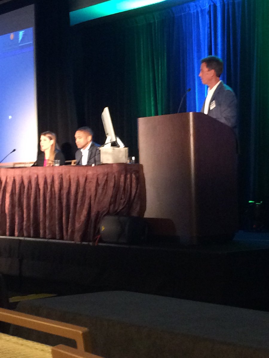 challnata's tweet photo. Dr. Steve Singleton along with Dr. Damond Blueitt and Dr. Lizzy Batterton leading an EBP presentation on Biologic Treatment Concepts on Day 3 of the DFW Sports Medicine Symposium. @texashealth https://t.co/QW7LzptJu3