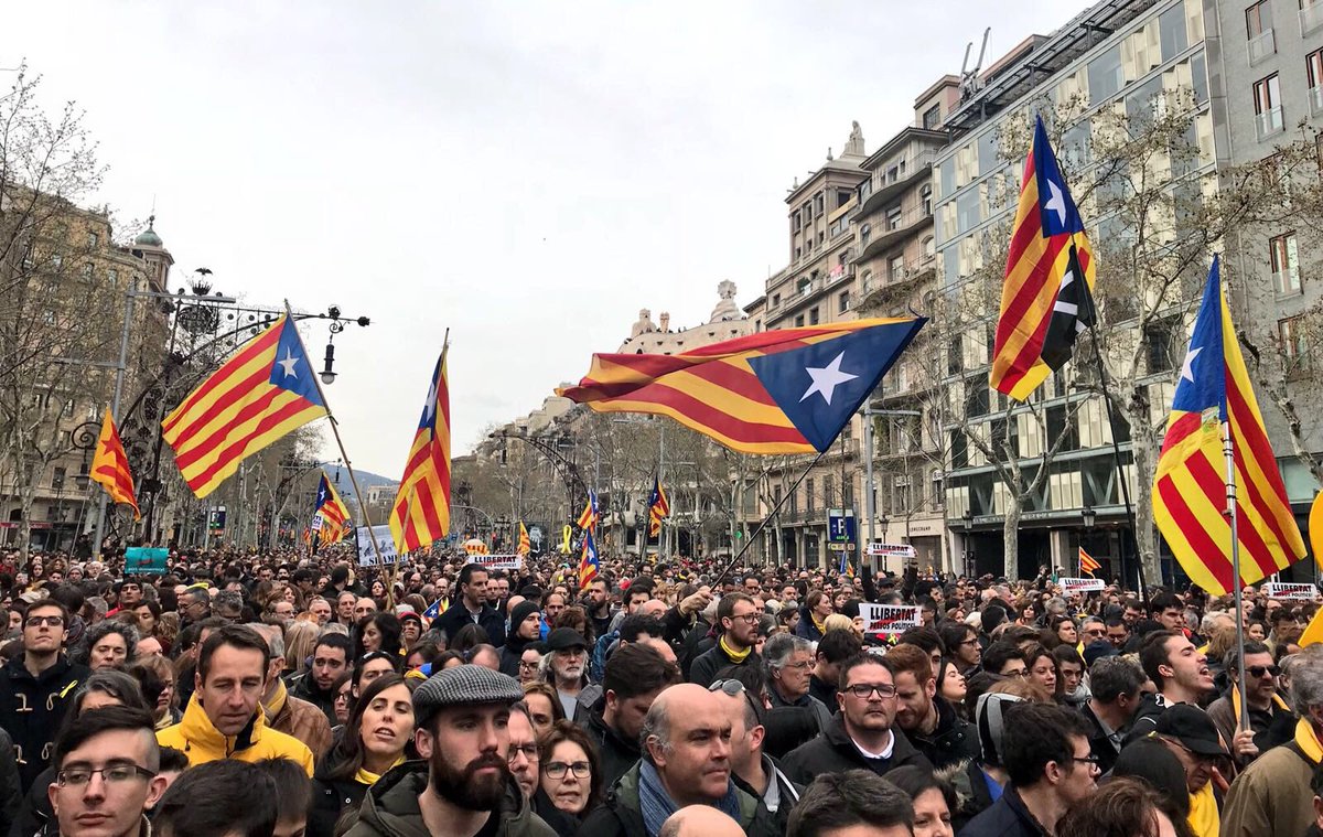 “Estem convençuts que les extradicions per motius polítics no haurien de ser contemplades per cap país europeu. Això no ho resoldran els jutges, és una qüestió política”, diu <a href="/jordisolef/">Jordi Solé 🇪🇺||||</a> #LlibertatPresosPolítics