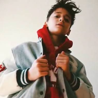 |;; #SeductiveSunday.