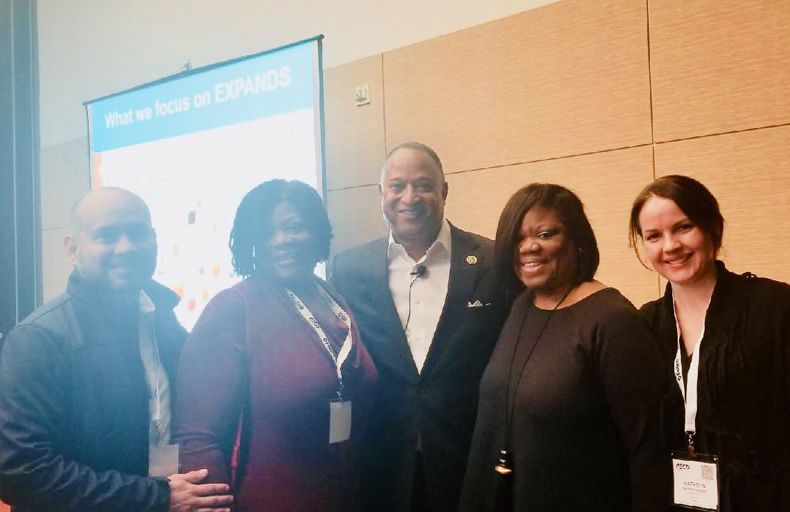SMSDLibraries's tweet image. Learning the importance of getting to know your students with Dr. Stephen Peters @StaffordCia @StaffordMSD #ASCD18 #StaffordMSDProud #CommittedtoSMSD