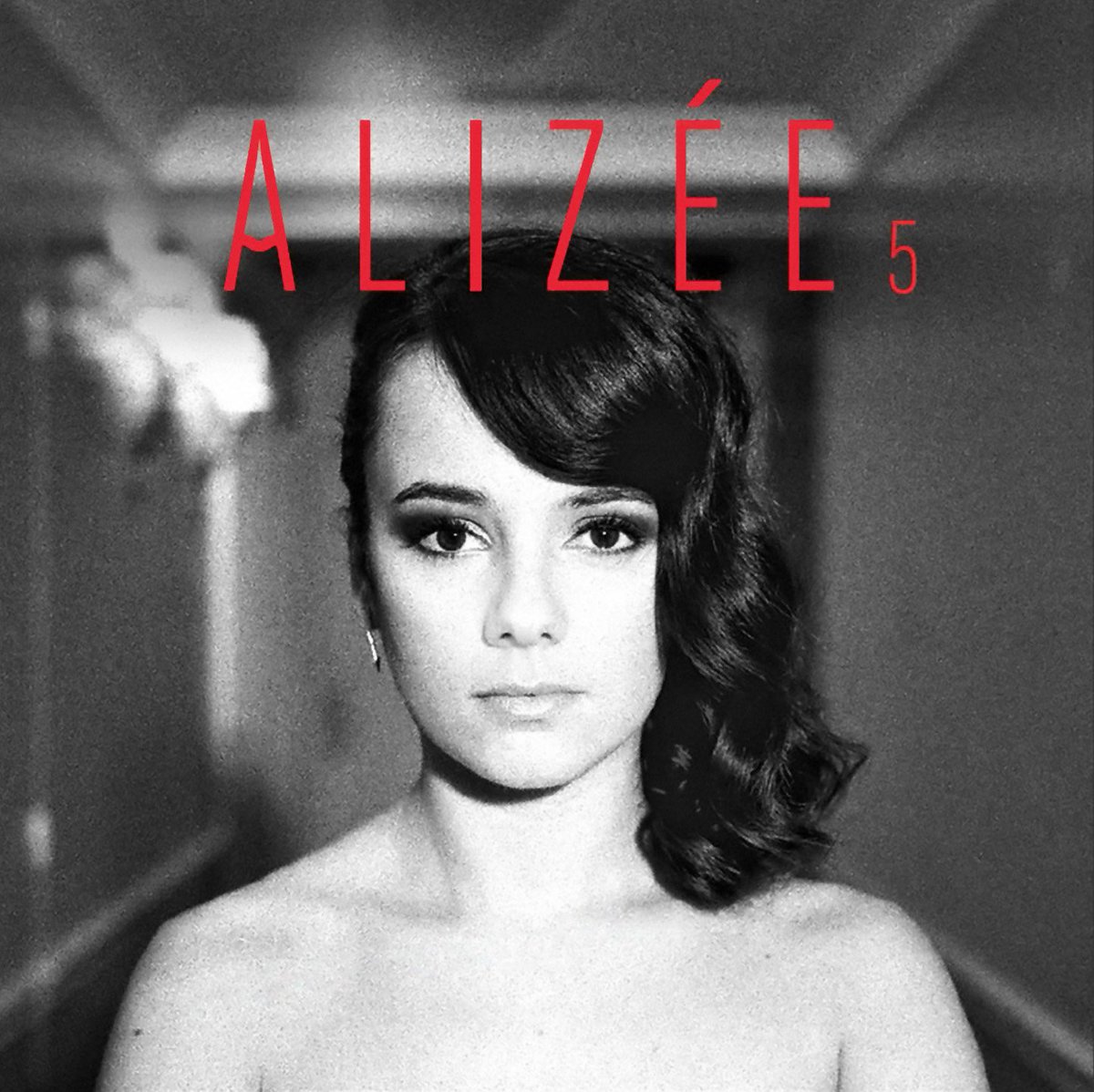 AlizeenKazeoCom's tweet image. #LT Quel est votre titre préféré de l'album "5"? #Alizée #Alizée5

.À cause de l'automne
.10 ans
.Je veux bien
.Mon chevalier
.Le Dernier Souffle
.Boxing Club
.Jeune fille
.La Guerre en dentelles
.Si tu es un homme
.Happy End
.Dans mon sac