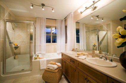 ScottKingCGC's tweet photo. You could #doityourself, but why would you? Hire a licensed #generalcontractor to build you the bathroom of your dreams! Out with the old, in with the new! #SWFL #renovations https://t.co/ySmZd86Qwv